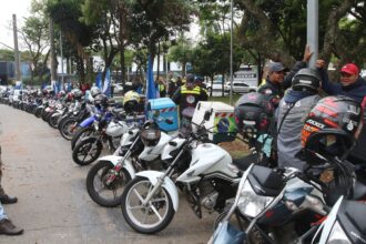 Governo prepara linha de crédito para motociclistas de aplicativos