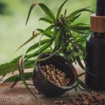 Projeto apoia mães e crianças atípicas tratadas à base de cannabis