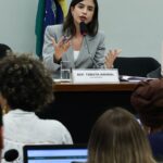 Proposta que criminaliza misoginia avança na Câmara dos Deputados