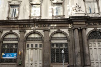Antiga sede dos Correios no centro do Rio vai a leilão nesta quinta