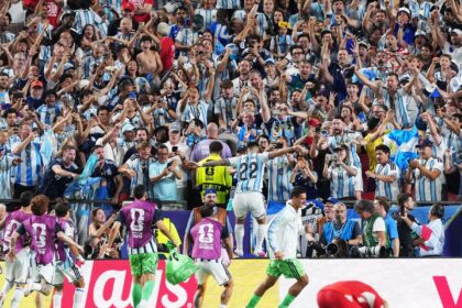 Argentina elimina Suíça e enfrenta Inglaterra na semifinal