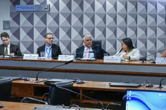 Defensores pedem regras mais rígidas para publicidade das bets 