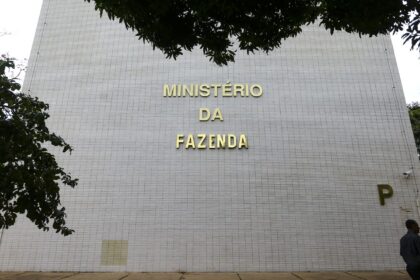 Governo deve recorrer ao STF sobre PEC de agentes de saúde
