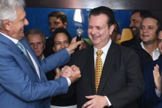 PSD oficializa candidatura de Caiado à presidência da República