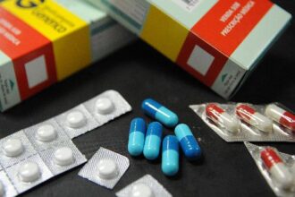 Preços de medicamentos podem variar mais de 2.400% em farmácias de SP