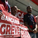 Bancários fazem paralisação nacional de 24 horas nesta quinta-feira