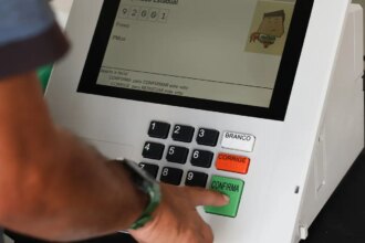 Facebook falha em filtrar anúncio com desinformação eleitoral, diz ONG