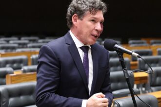 Hugo Motta indica presidente da comissão da MP da Taxa das Blusinhas