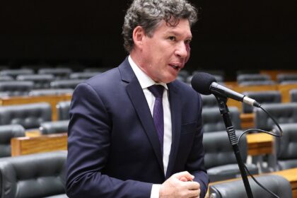Hugo Motta indica presidente da comissão da MP da Taxa das Blusinhas