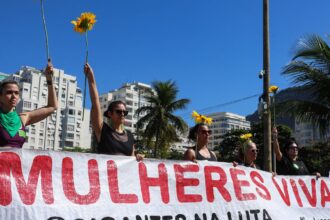 Mulheres vão às ruas pela votação do PL da Misoginia