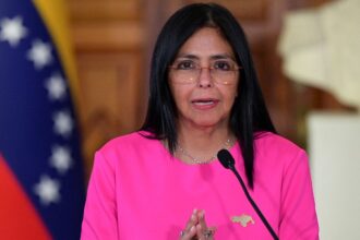 Presidente da Venezuela confirma acordo petrolífero com Estados Unidos