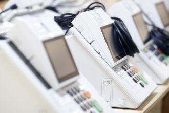 Eleição e inteligência artificial é o tema do Caminhos da Reportagem