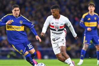 Ex-Palmeiras marca e São Paulo perde do Boca Juniors na Sul-Americana