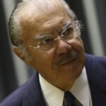 Ex-presidente José Sarney segue internado em hospital de São Paulo