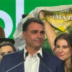 Flávio usou jatinho ligado à Vorcaro em viagem em 2025, diz revista