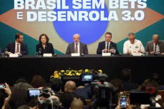 Governo cria terceira fase do Desenrola com compra de dívidas pela Uni