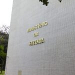Governo reduz projeção do PIB para 2% em 2026 e 2,3% em 2027