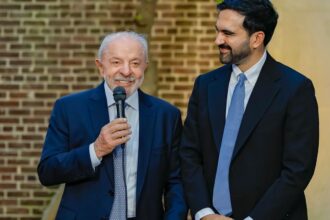 Nos EUA, Lula se reúne com prefeito de Nova York e presidente uruguaio