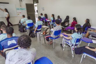 Pisa: Brasil reduz diferença para países ricos no desempenho escolar