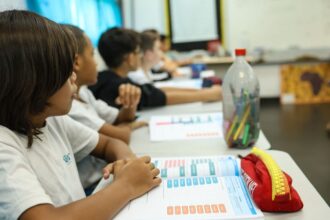 Professores têm 8 mil vagas gratuitas para pós-graduação