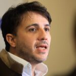Renan propõe cortes na Previdência e alterar pisos da saúde e educação
