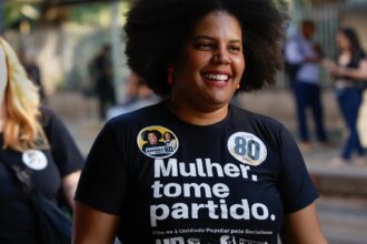 Samara Martins propõe dobrar salário mínimo e instituir escala 4x3
