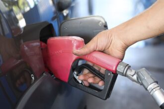 Subsídio de R$ 2,12 ao diesel deve ser mantido por 30 dias