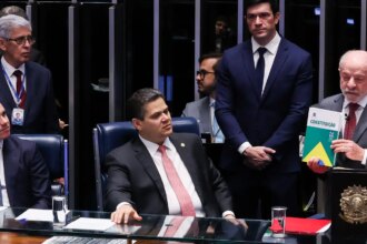 Congresso promulga emenda de aposentadoria especial de agente de saúde