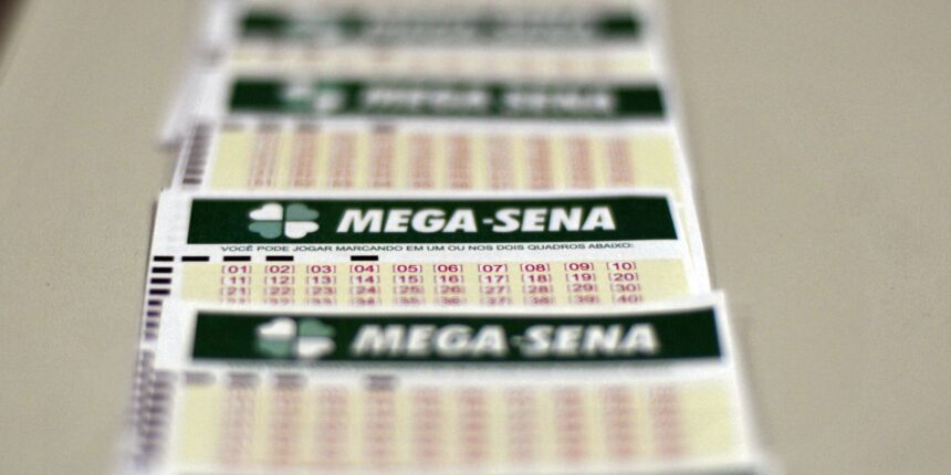 Mega-Sena sorteia prêmio acumulado em R$ 170 milhões neste domingo