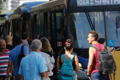 PT notifica TRE-SP por falta de ônibus na cidade neste domingo