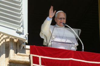 Papa está internado para retirada de nódulo no pulmão