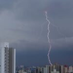 São Paulo terá mais chuvas fortes no fim da tarde desta quinta (15)